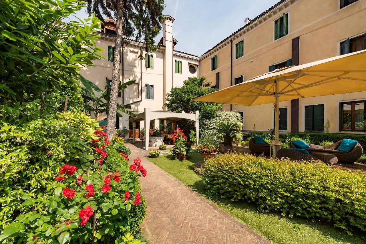 Hotel Abbazia Venice